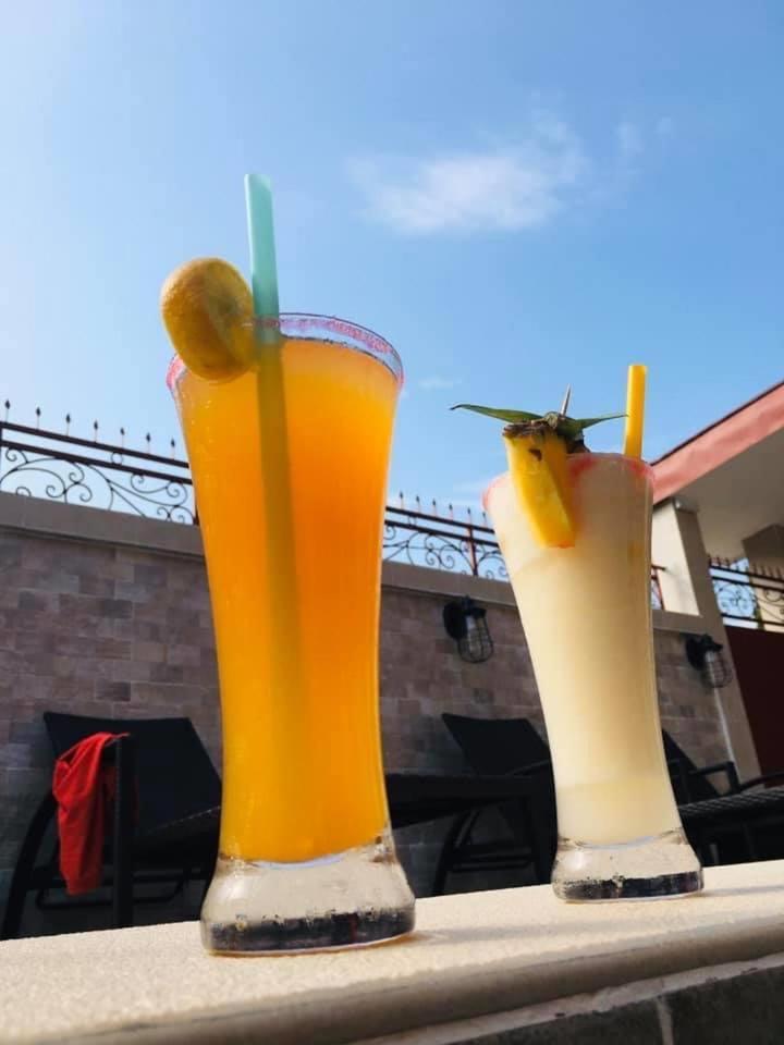 Residence Hoteliere Le Jomonia Libreville Bagian luar foto