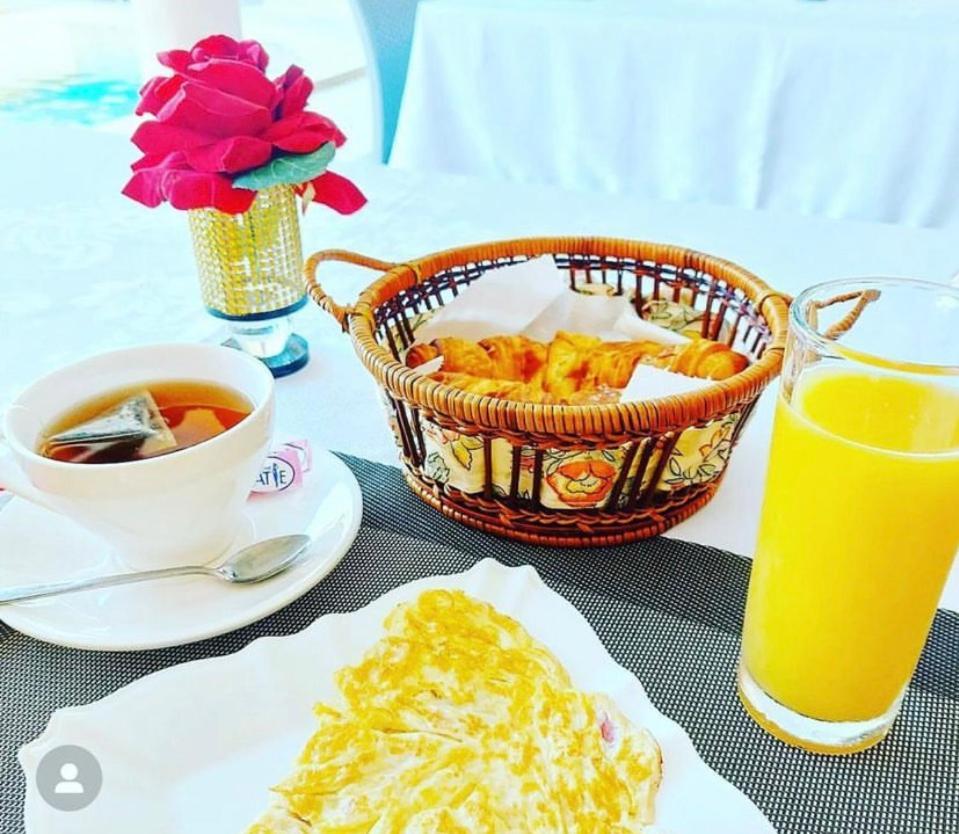 Residence Hoteliere Le Jomonia Libreville Bagian luar foto