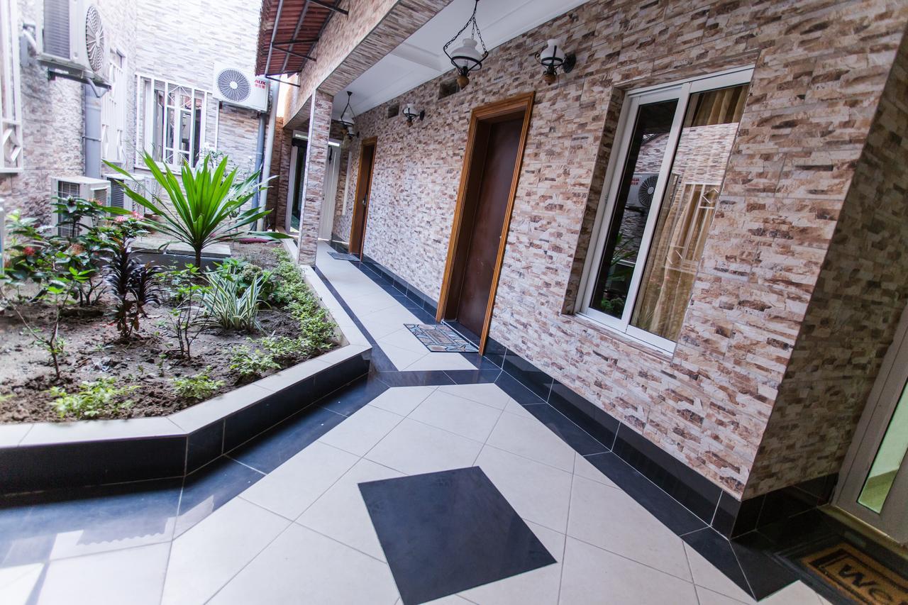 Residence Hoteliere Le Jomonia Libreville Bagian luar foto