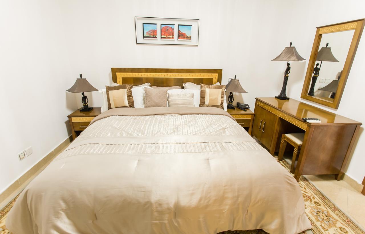 Residence Hoteliere Le Jomonia Libreville Bagian luar foto
