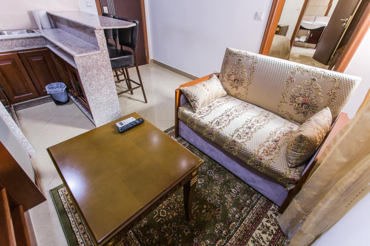 Residence Hoteliere Le Jomonia Libreville Bagian luar foto