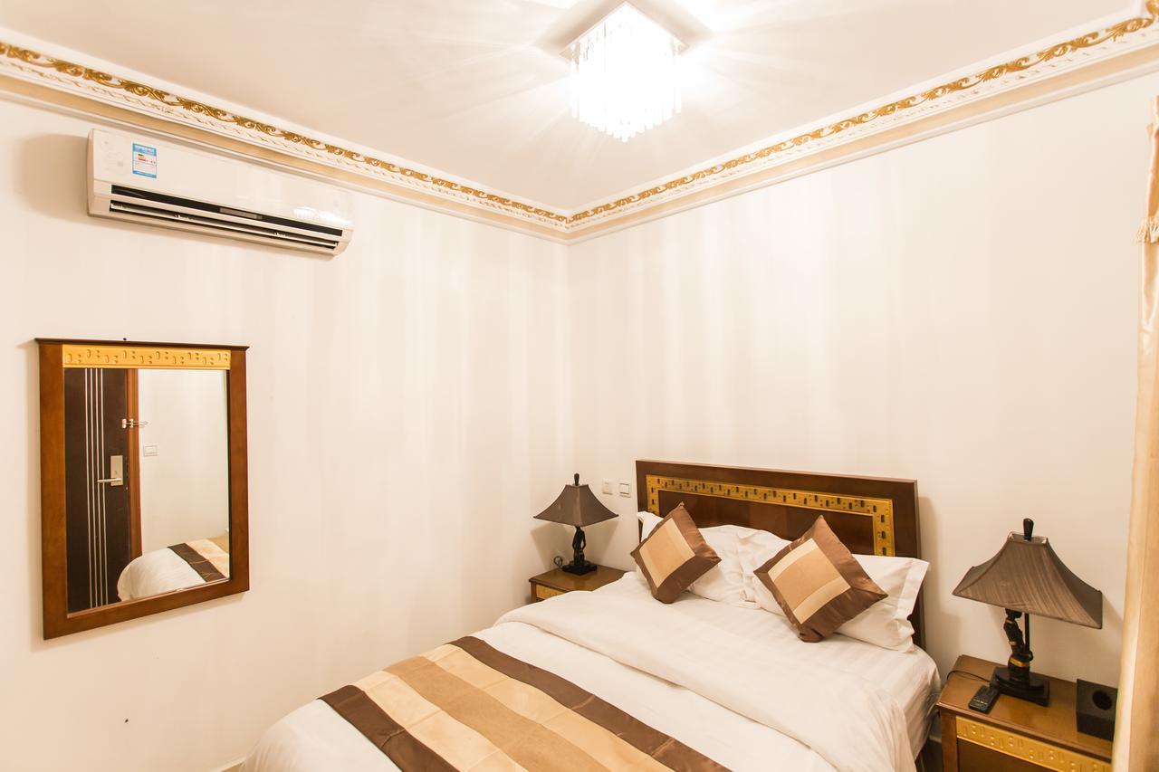 Residence Hoteliere Le Jomonia Libreville Bagian luar foto
