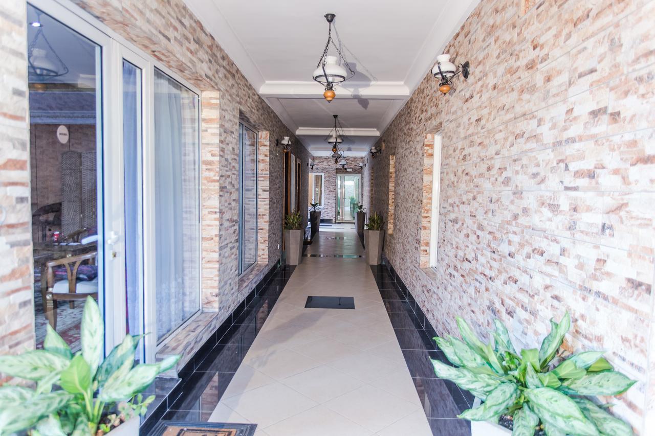 Residence Hoteliere Le Jomonia Libreville Bagian luar foto
