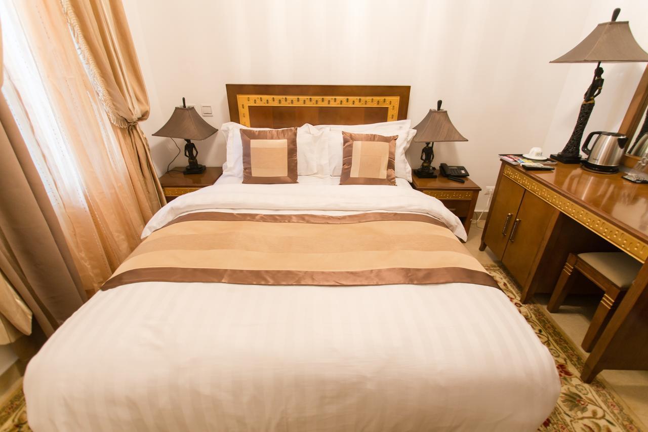 Residence Hoteliere Le Jomonia Libreville Bagian luar foto