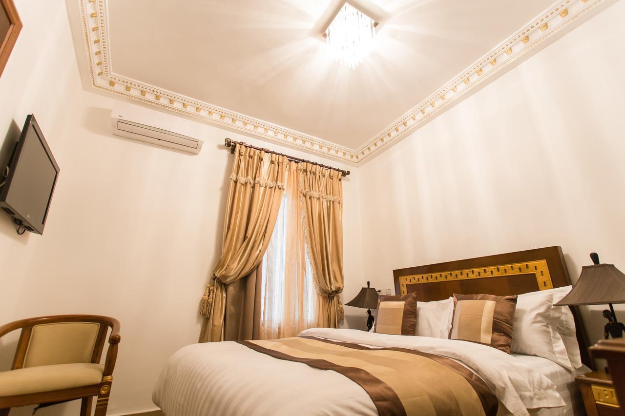 Residence Hoteliere Le Jomonia Libreville Bagian luar foto