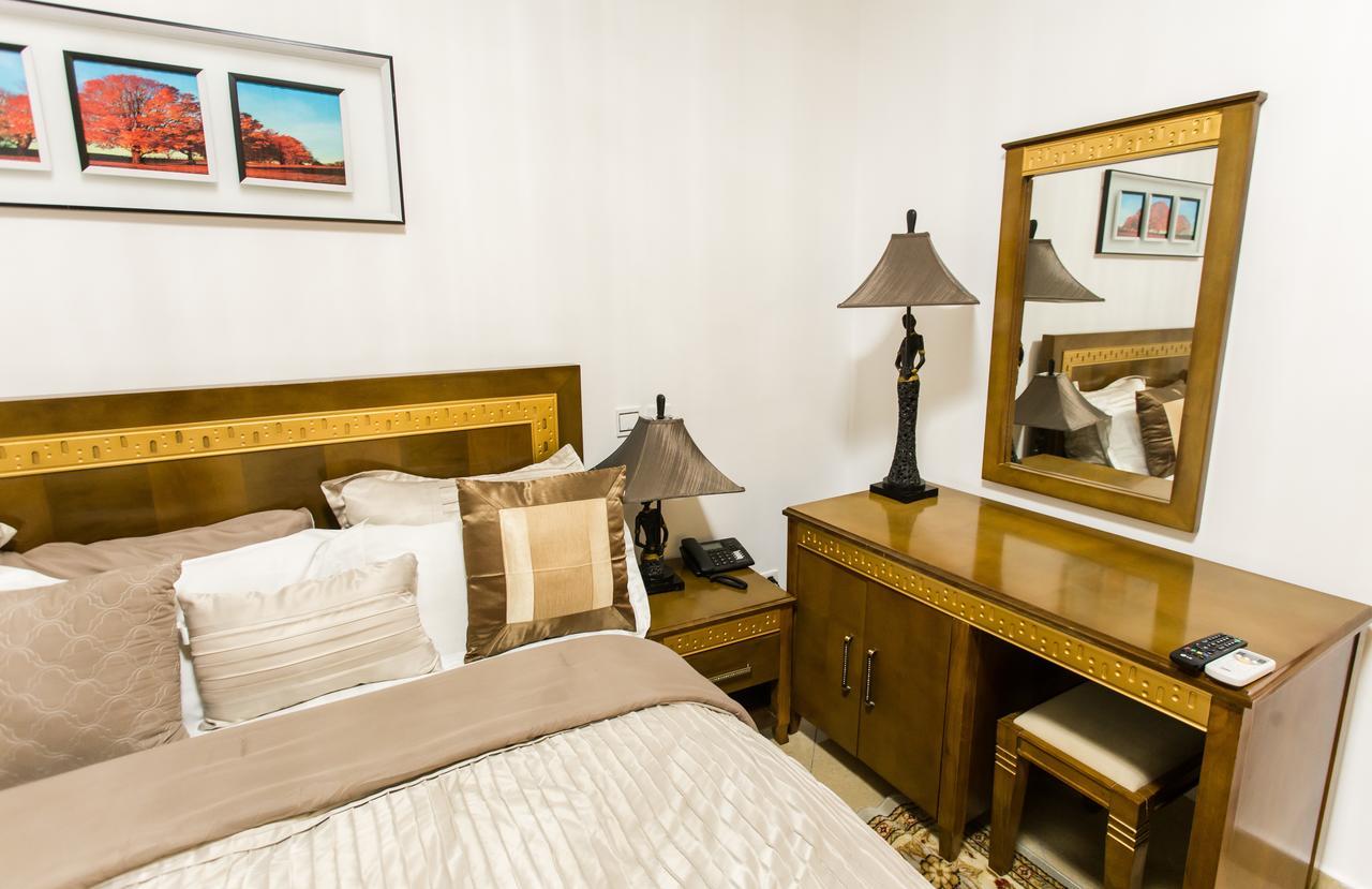 Residence Hoteliere Le Jomonia Libreville Bagian luar foto